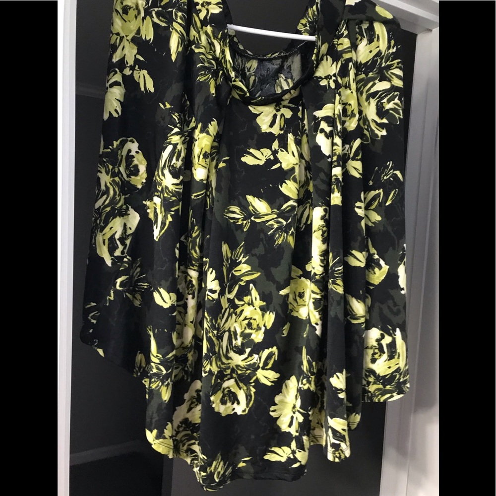XL Lularoe Madison Skirt, Black w Green Florals